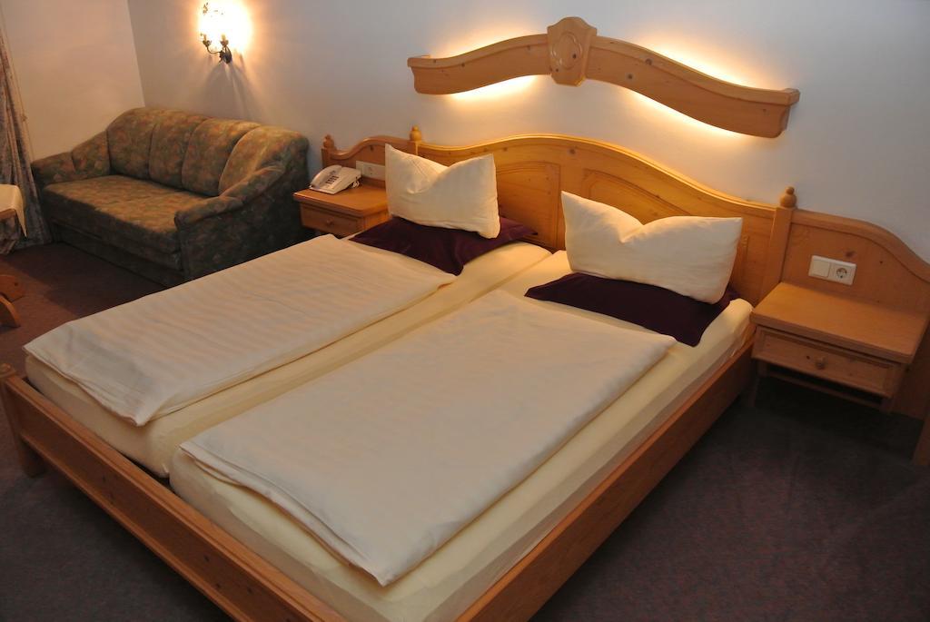 Hotel Gruberhof Innsbruck Igls B&B Extérieur photo