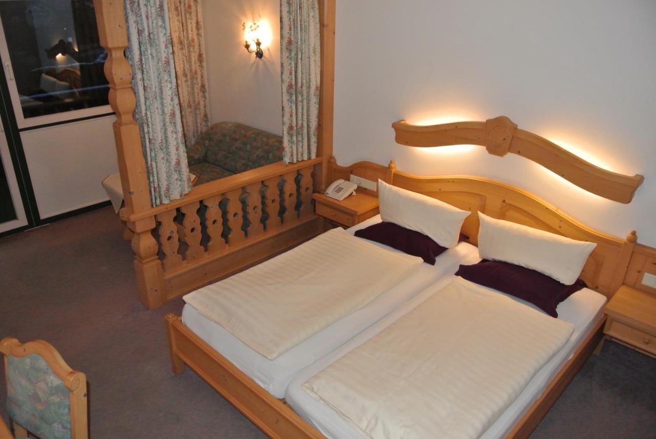 Hotel Gruberhof Innsbruck Igls B&B Extérieur photo